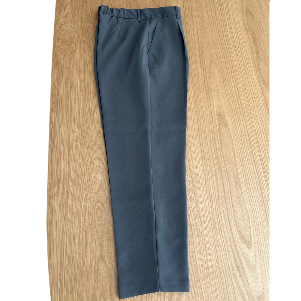 GU Dark Gray Pleated Dress Pants XL Women - Picture 2 of 4
